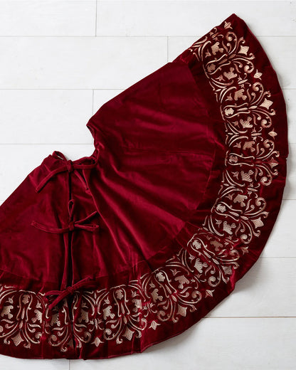 Velvet Holiday Tree Skirt – Luxe Embroidered Design